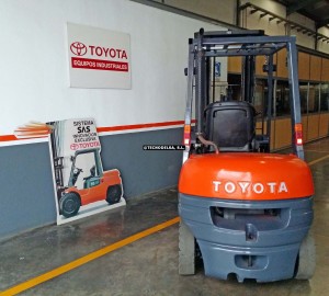 Toyota 02-6FDF-25