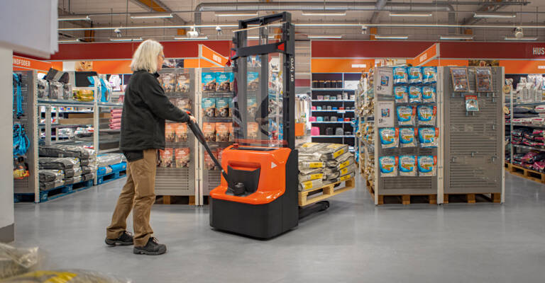 23643_768x400_toyota mh